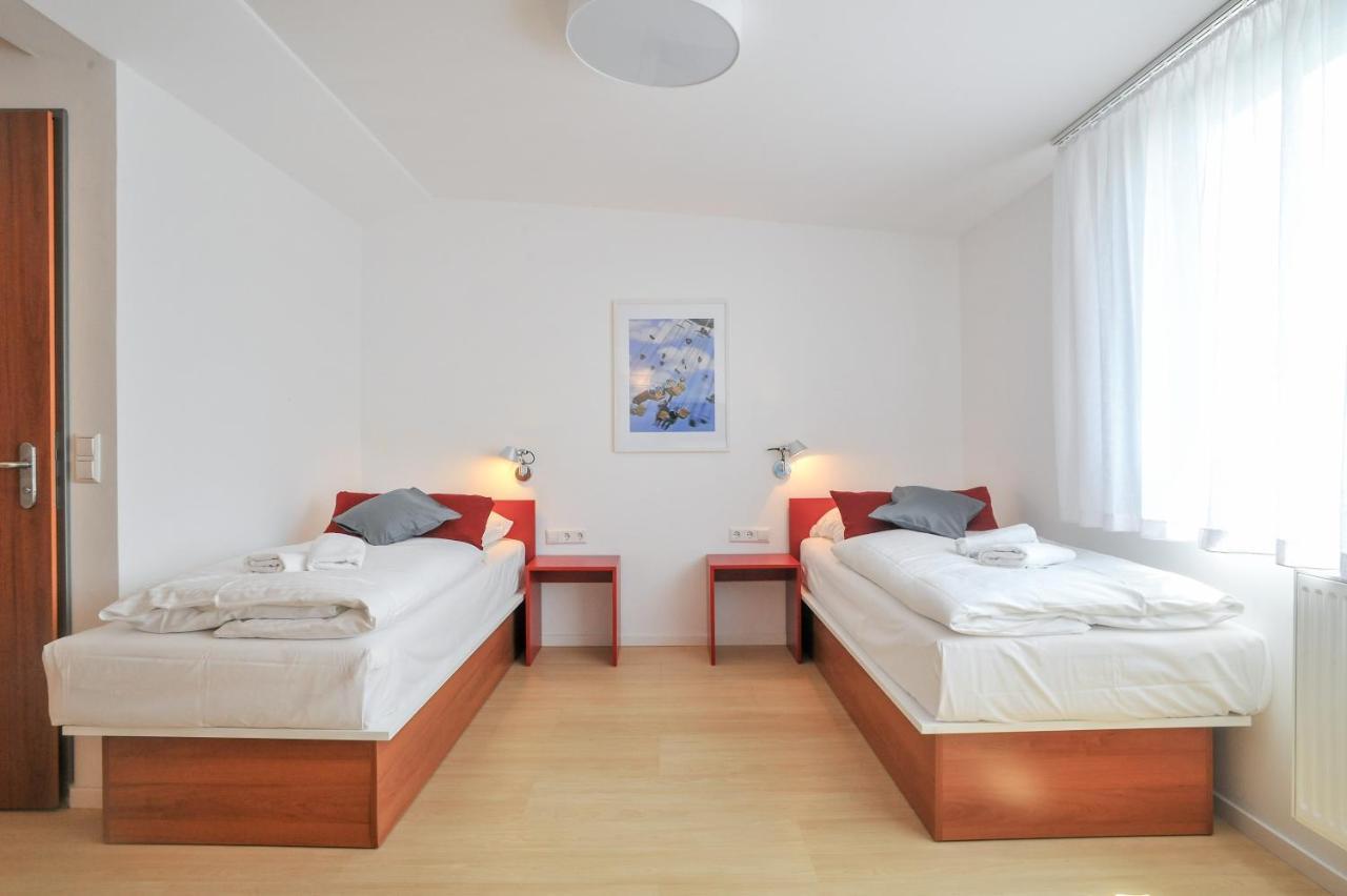 Abz Hotel